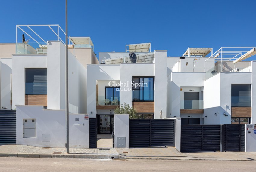 Wiederverkauf - VILLA -
BENIJÓFAR - Costa Blanca