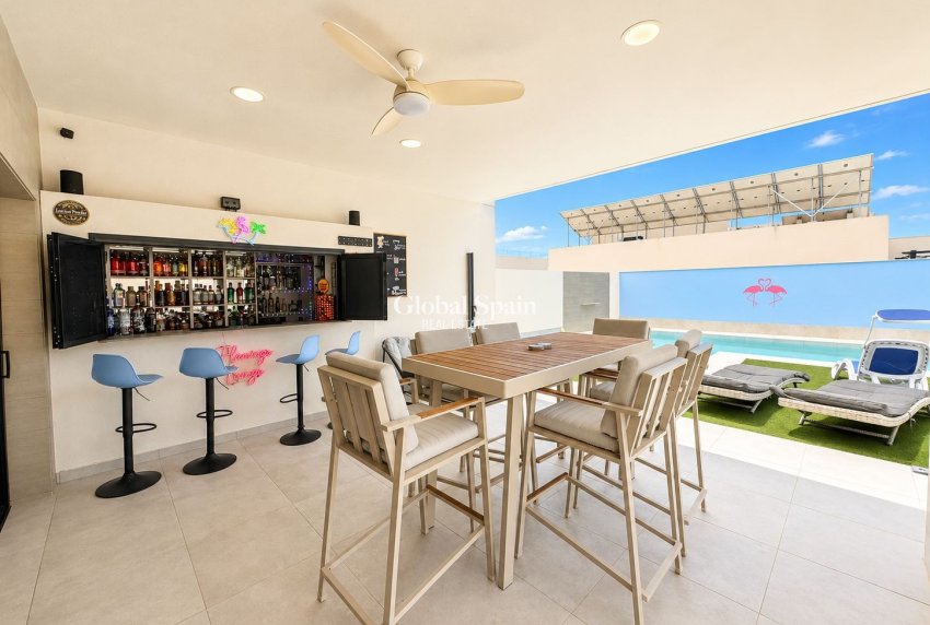 Wiederverkauf - VILLA -
BENIJÓFAR - Costa Blanca