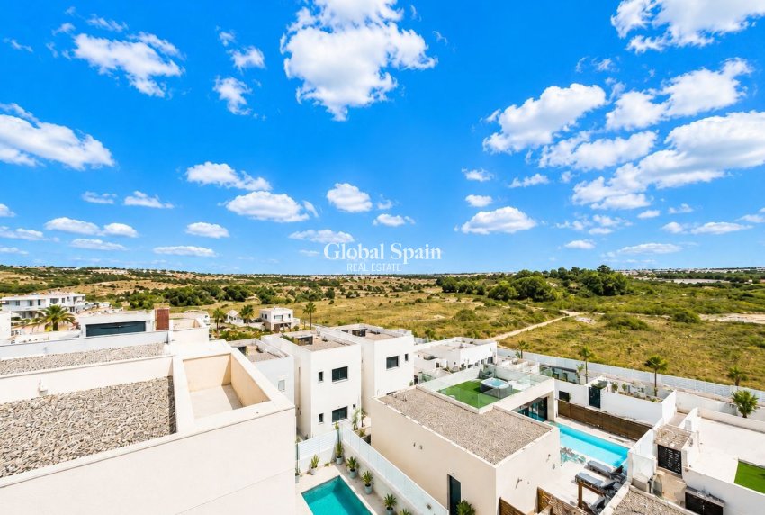 Wiederverkauf - VILLA -
BENIJÓFAR - Costa Blanca