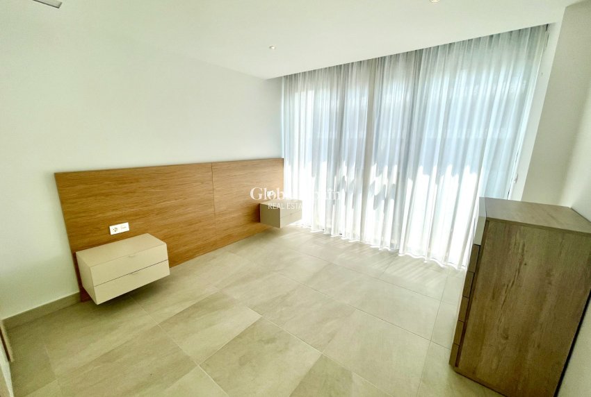 Wiederverkauf - VILLA -
BENIJÓFAR - Costa Blanca