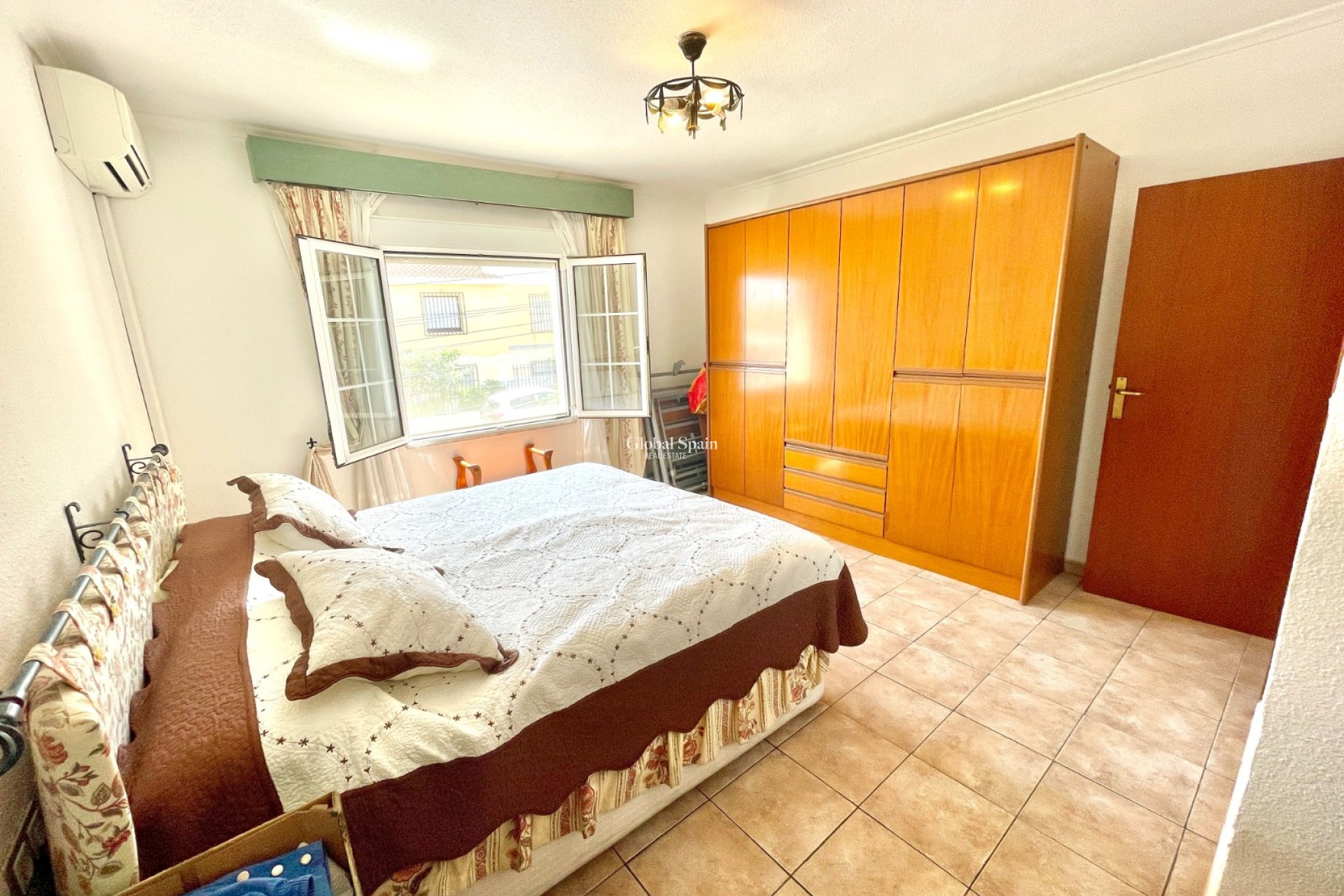 Wiederverkauf - VILLA -
BENIJÓFAR - Costa Blanca