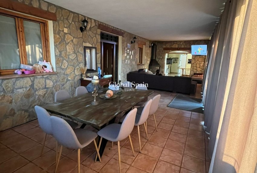 Wiederverkauf - VILLA -
BENISSA - Benissa