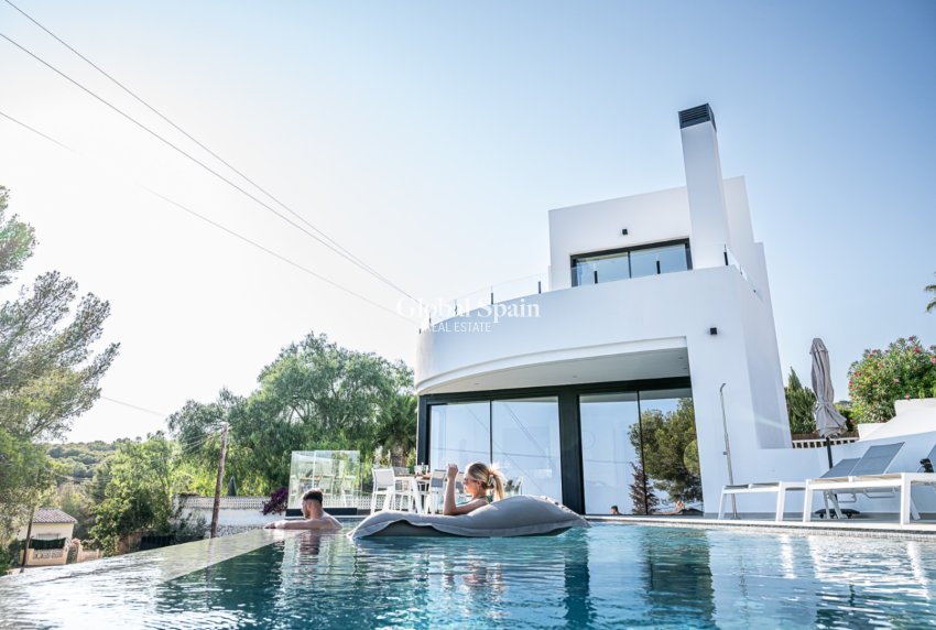 Wiederverkauf - VILLA -
BENISSA - Costa Blanca