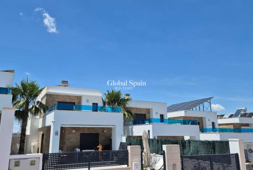 Wiederverkauf - VILLA -
BIGASTRO - Costa Blanca