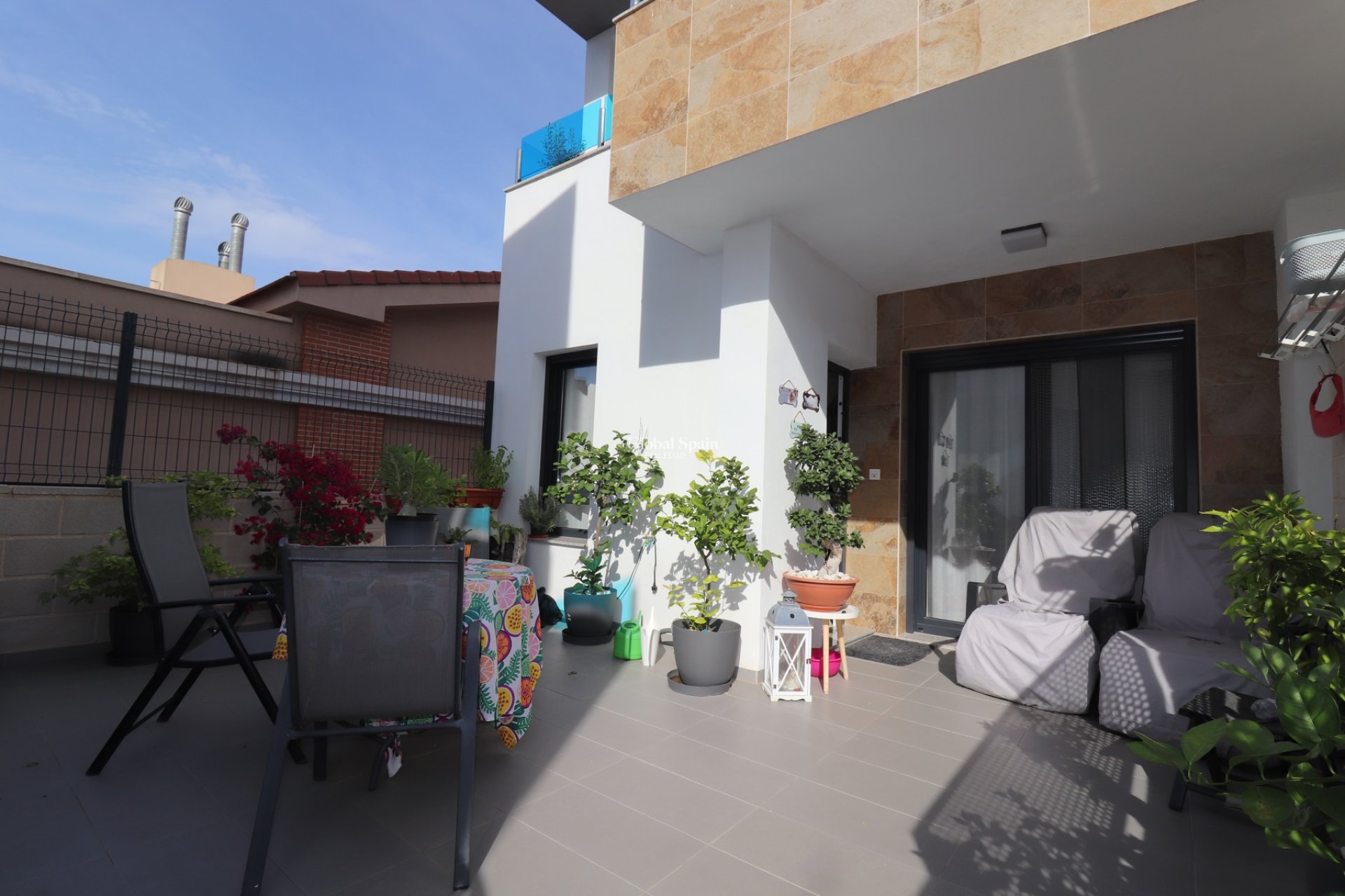 Wiederverkauf - Villa -
BIGASTRO