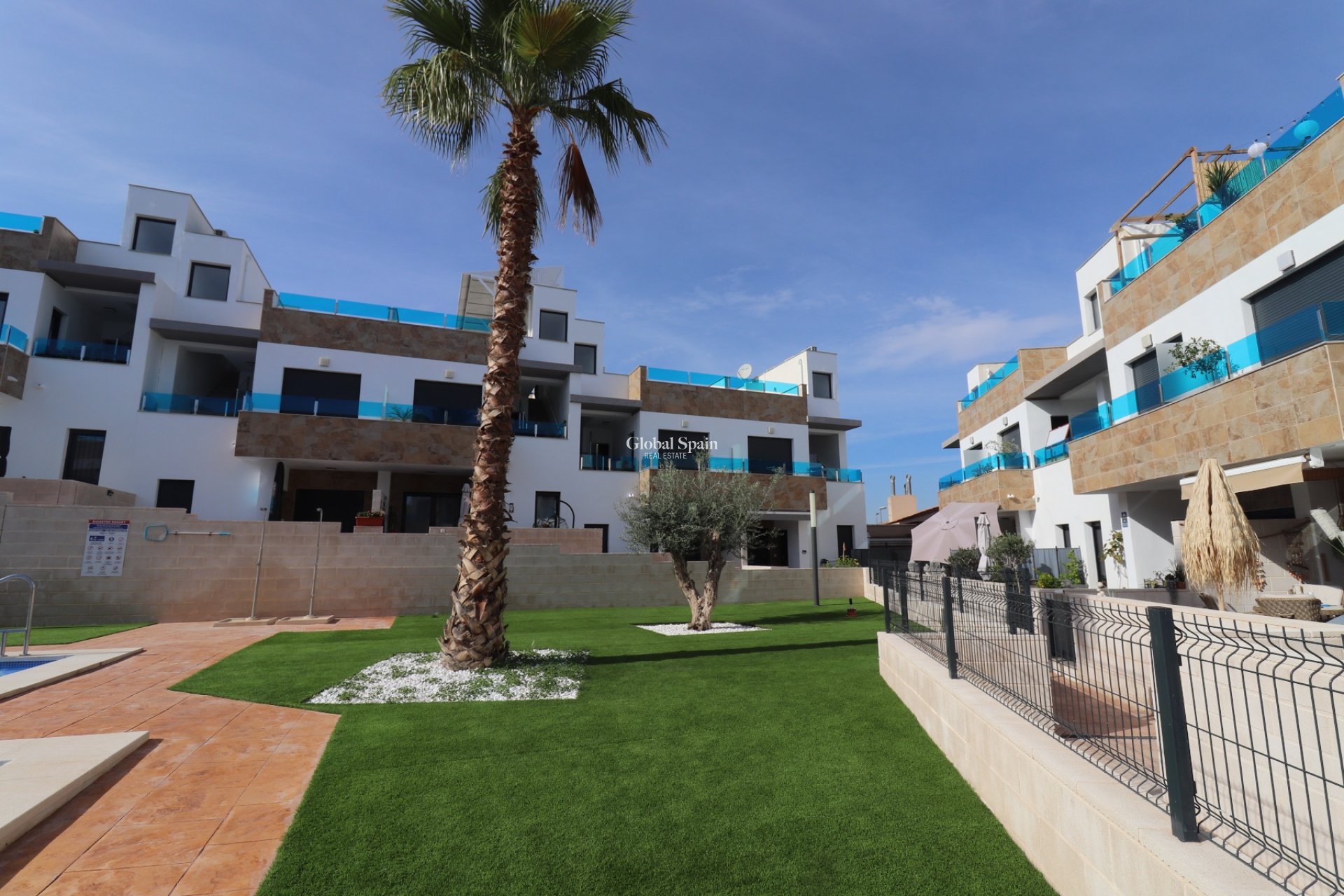 Wiederverkauf - Villa -
BIGASTRO