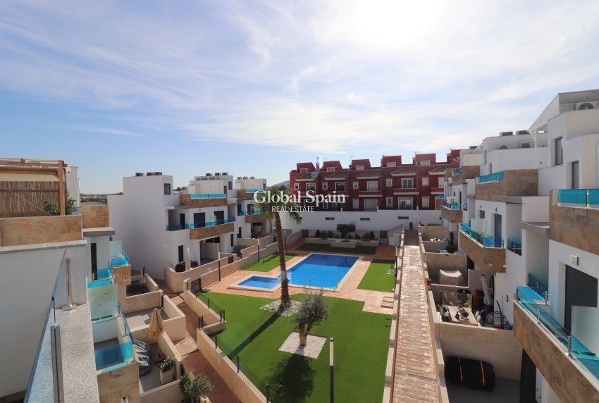 Wiederverkauf - Villa -
BIGASTRO