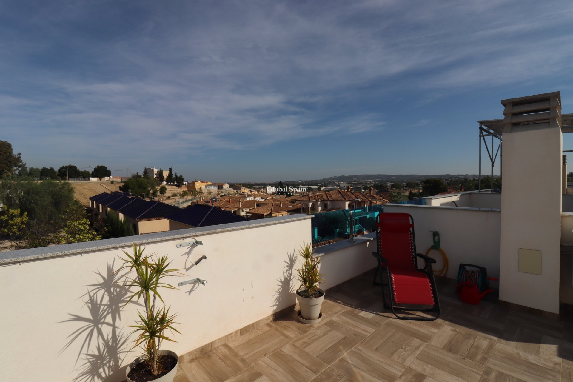 Wiederverkauf - Villa -
BIGASTRO