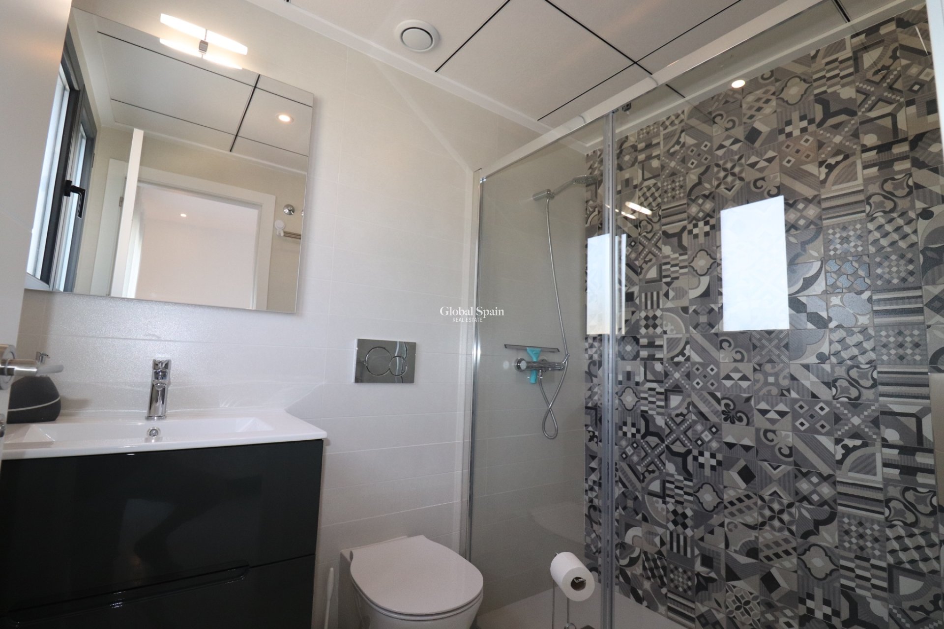 Wiederverkauf - Villa -
BIGASTRO