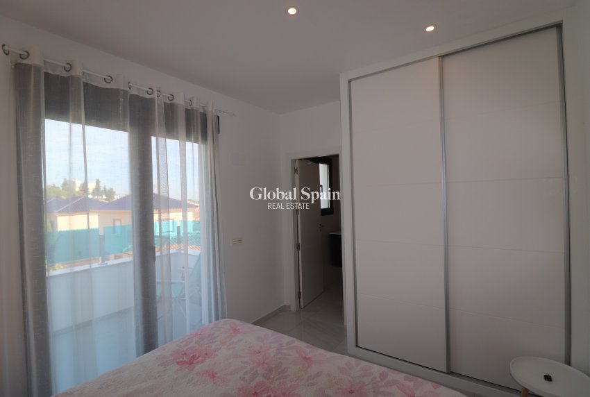 Wiederverkauf - Villa -
BIGASTRO