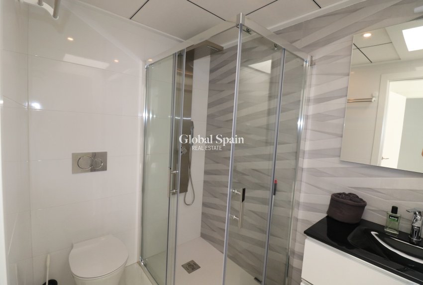 Wiederverkauf - Villa -
BIGASTRO