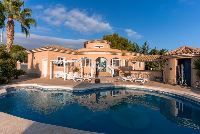 Wiederverkauf - VILLA -
BUSOT - Costa Blanca