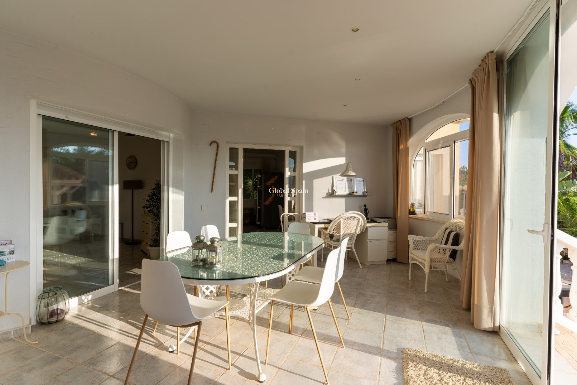 Wiederverkauf - VILLA -
BUSOT - Costa Blanca