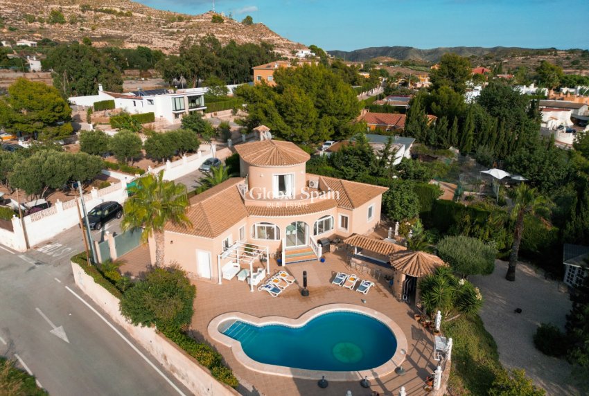 Wiederverkauf - VILLA -
BUSOT - Costa Blanca
