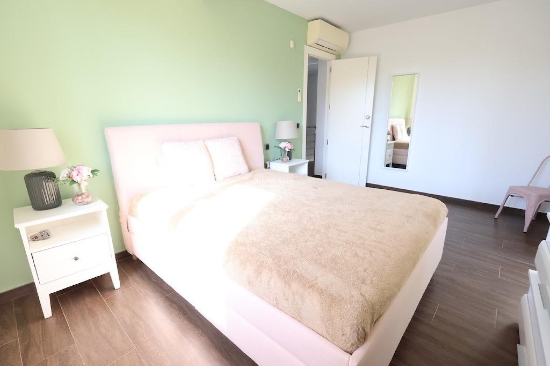 Wiederverkauf - VILLA -
CABO ROIG - Costa Blanca