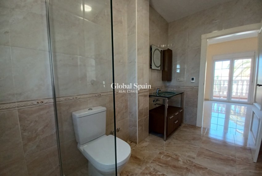 Wiederverkauf - VILLA -
CABO ROIG - Costa Blanca