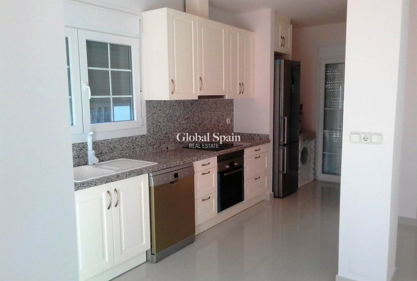 Wiederverkauf - VILLA -
CABO ROIG - Costa Blanca