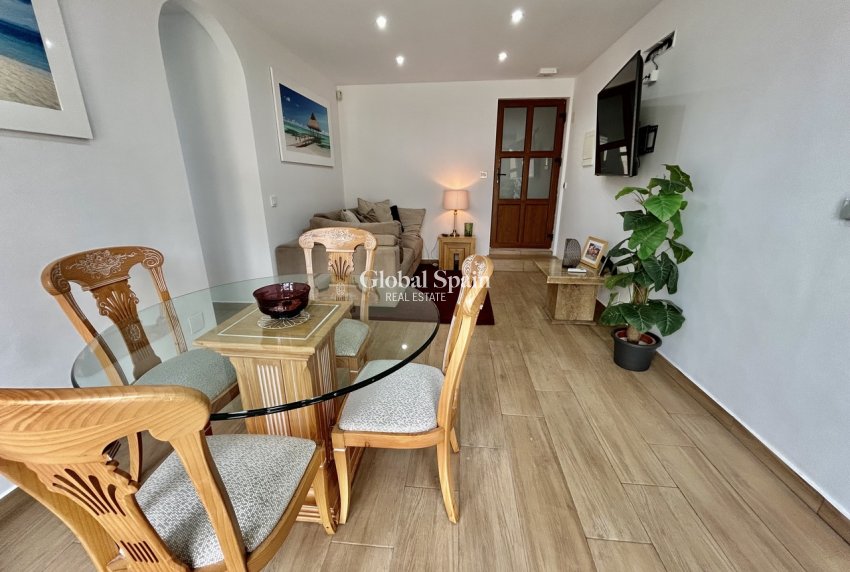 Wiederverkauf - VILLA -
CABO ROIG - Costa Blanca