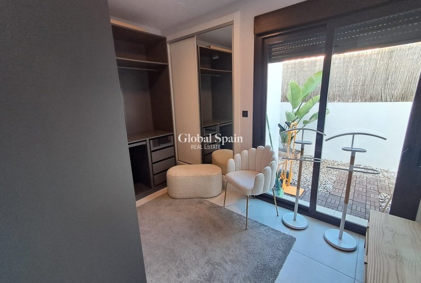 Wiederverkauf - VILLA -
CABO ROIG - Costa Blanca