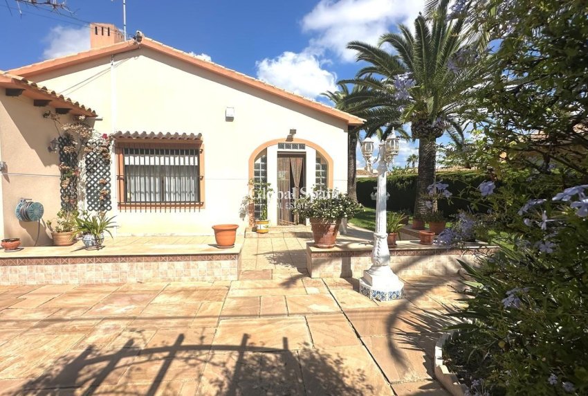 Wiederverkauf - VILLA -
CABO ROIG - Costa Blanca