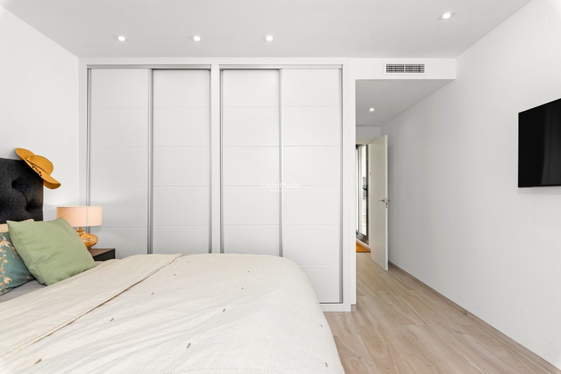 Wiederverkauf - VILLA -
CABO ROIG - Costa Blanca