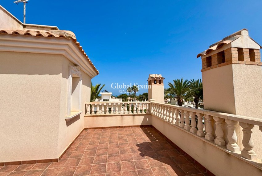 Wiederverkauf - VILLA -
CABO ROIG - Costa Blanca
