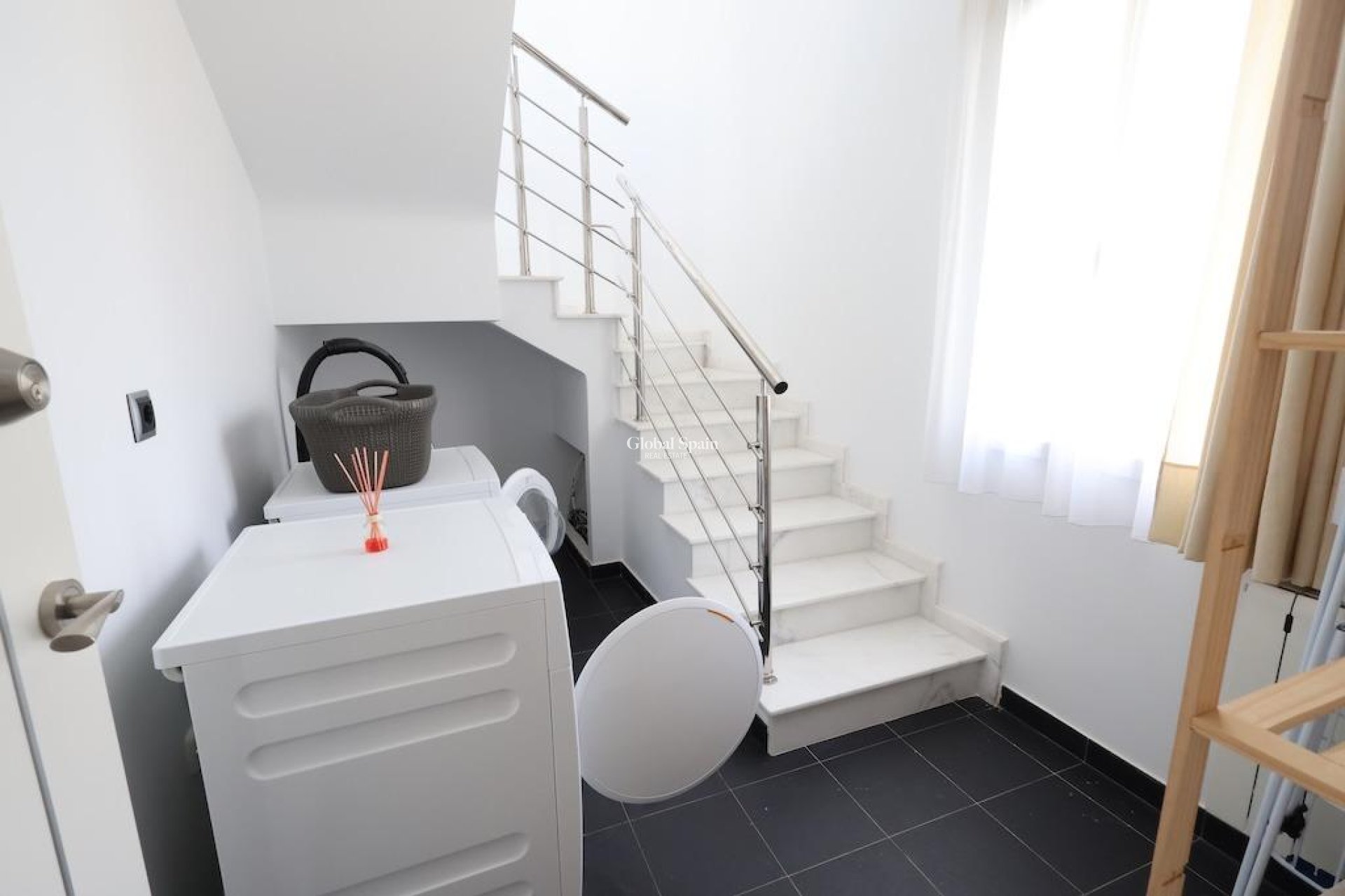 Wiederverkauf - VILLA -
CABO ROIG - Costa Blanca