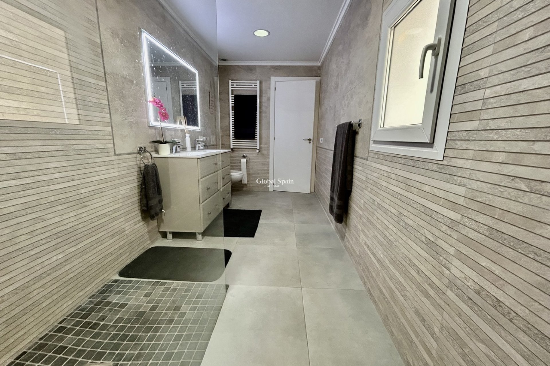 Wiederverkauf - VILLA -
CABO ROIG - Costa Blanca
