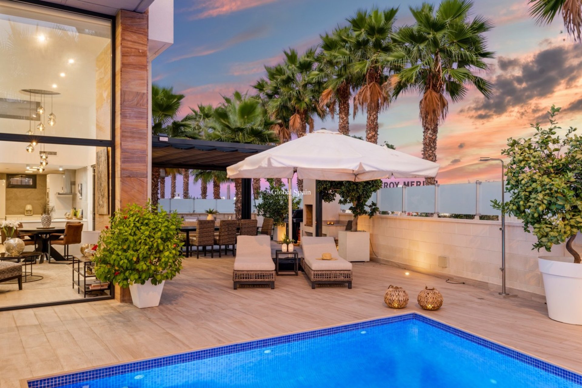 Wiederverkauf - VILLA -
CABO ROIG - Costa Blanca