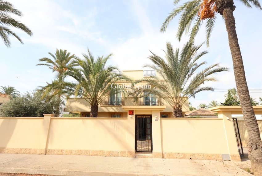 Wiederverkauf - VILLA -
CABO ROIG - Costa Blanca
