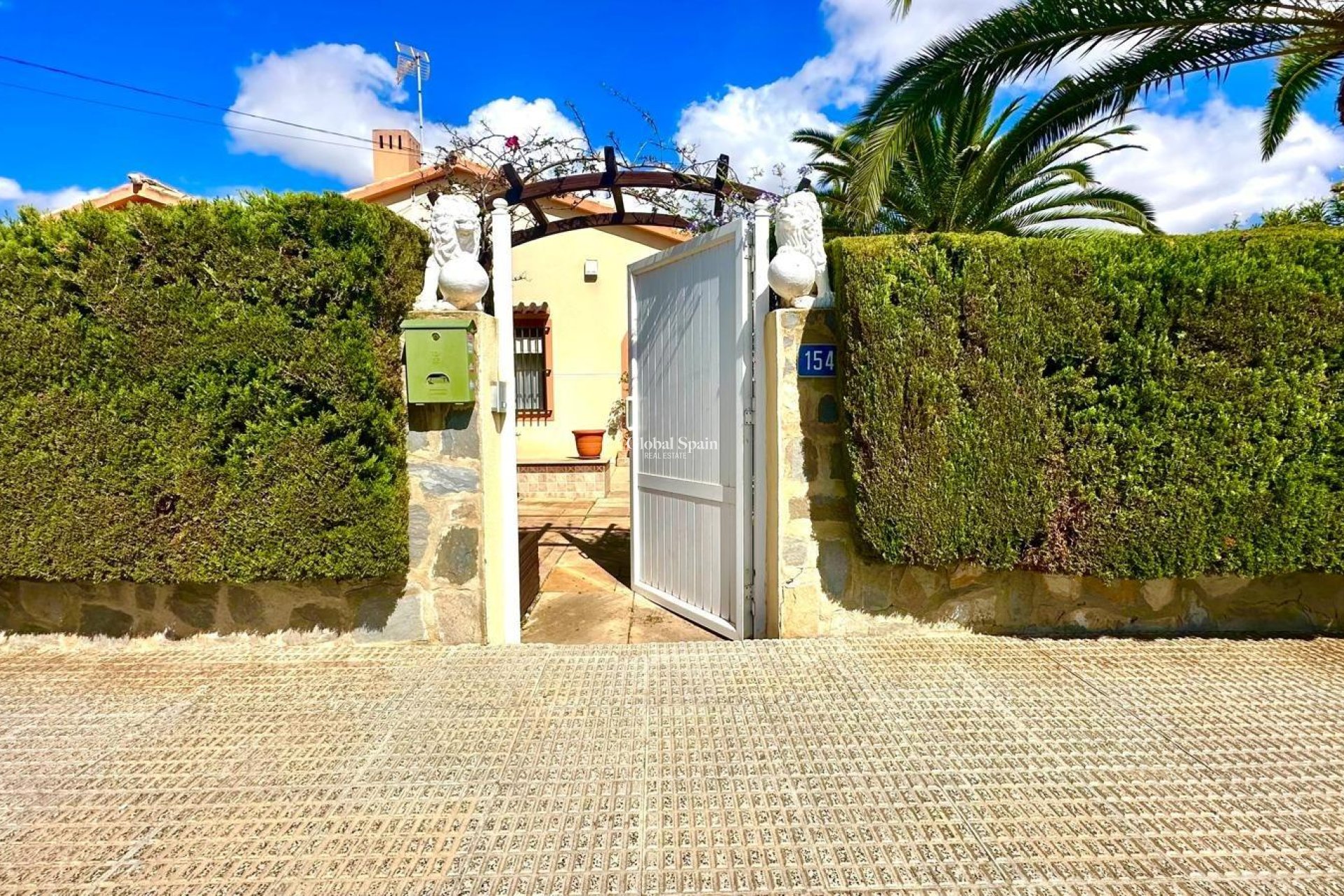 Wiederverkauf - VILLA -
CABO ROIG - Costa Blanca