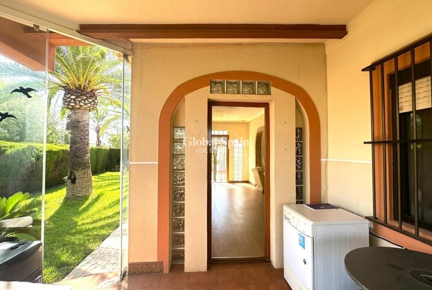 Wiederverkauf - VILLA -
CABO ROIG - Costa Blanca