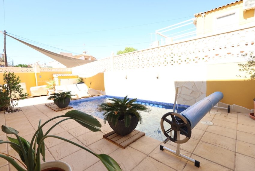Wiederverkauf - Villa -
CABO ROIG - Lomas de Cabo Roig