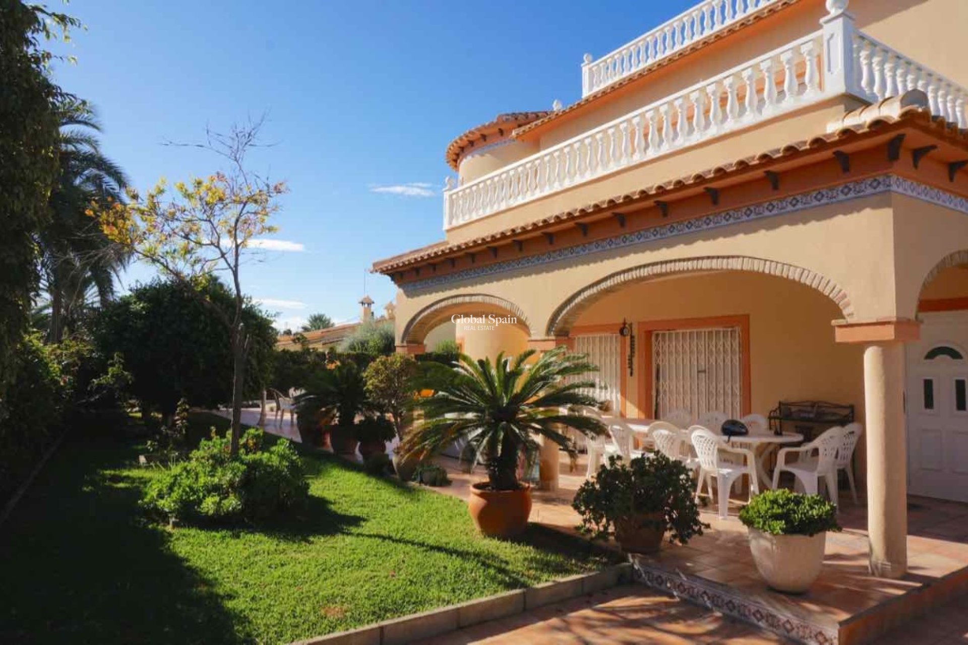 Wiederverkauf - Villa -
CABO ROIG