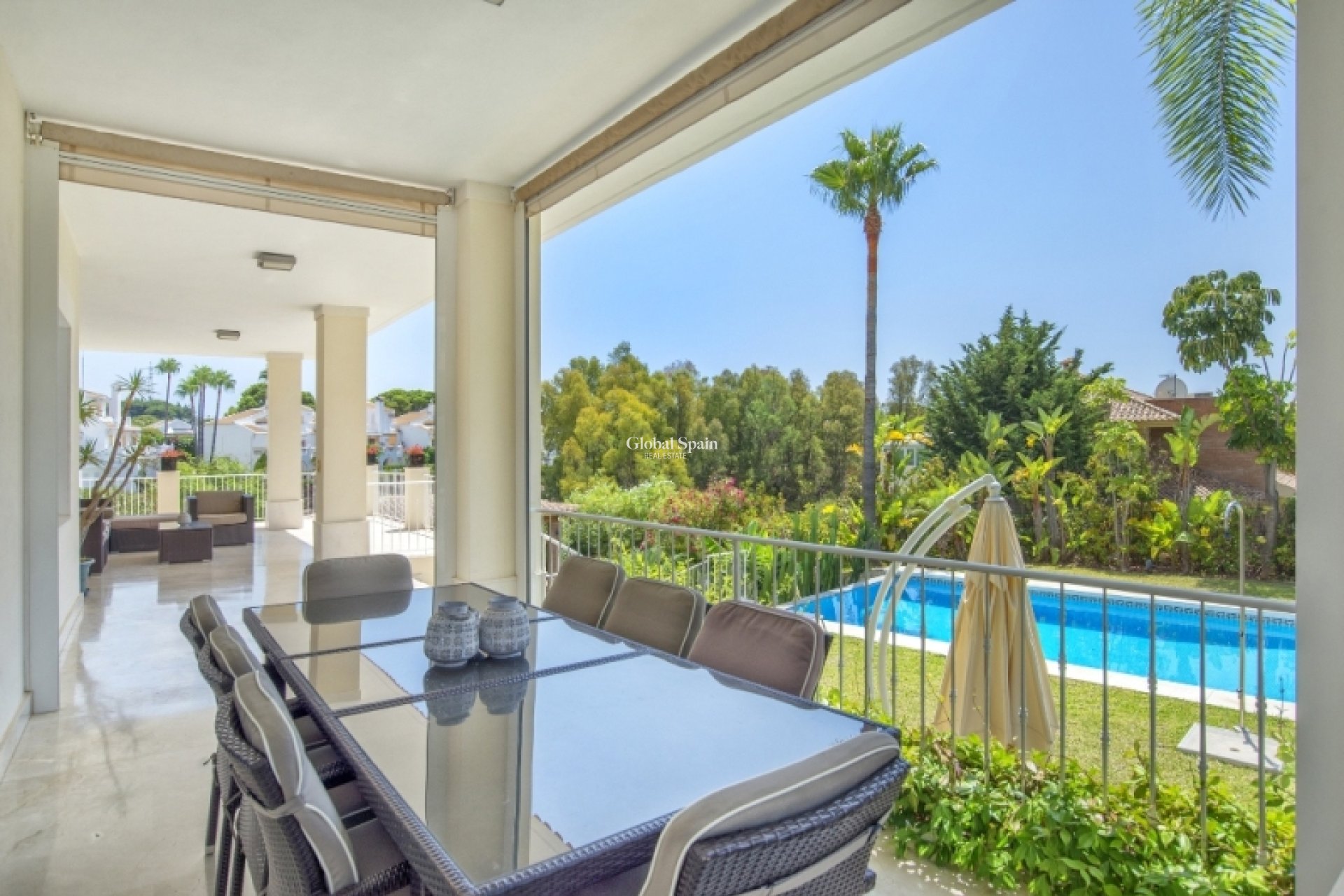 Wiederverkauf - Villa -
Calahonda - Mijas