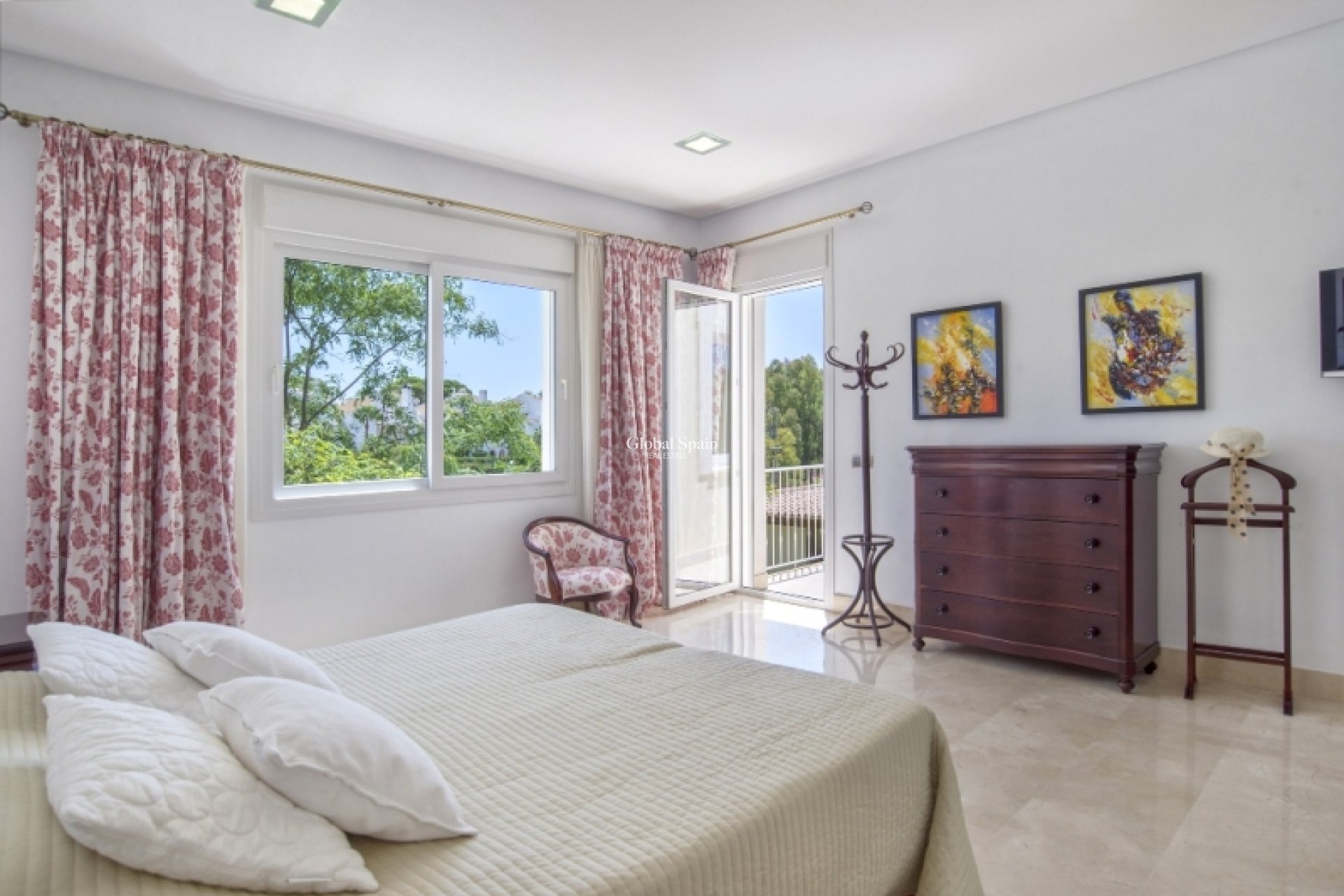 Wiederverkauf - Villa -
Calahonda - Mijas