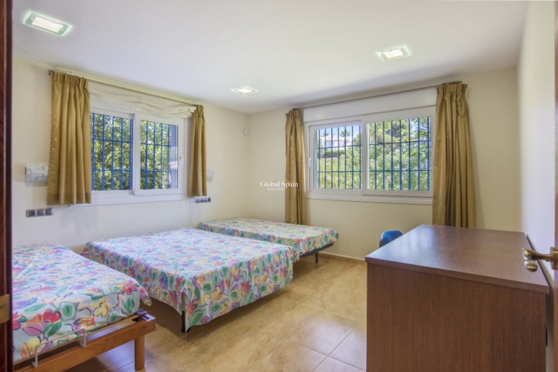 Wiederverkauf - Villa -
Calahonda - Mijas