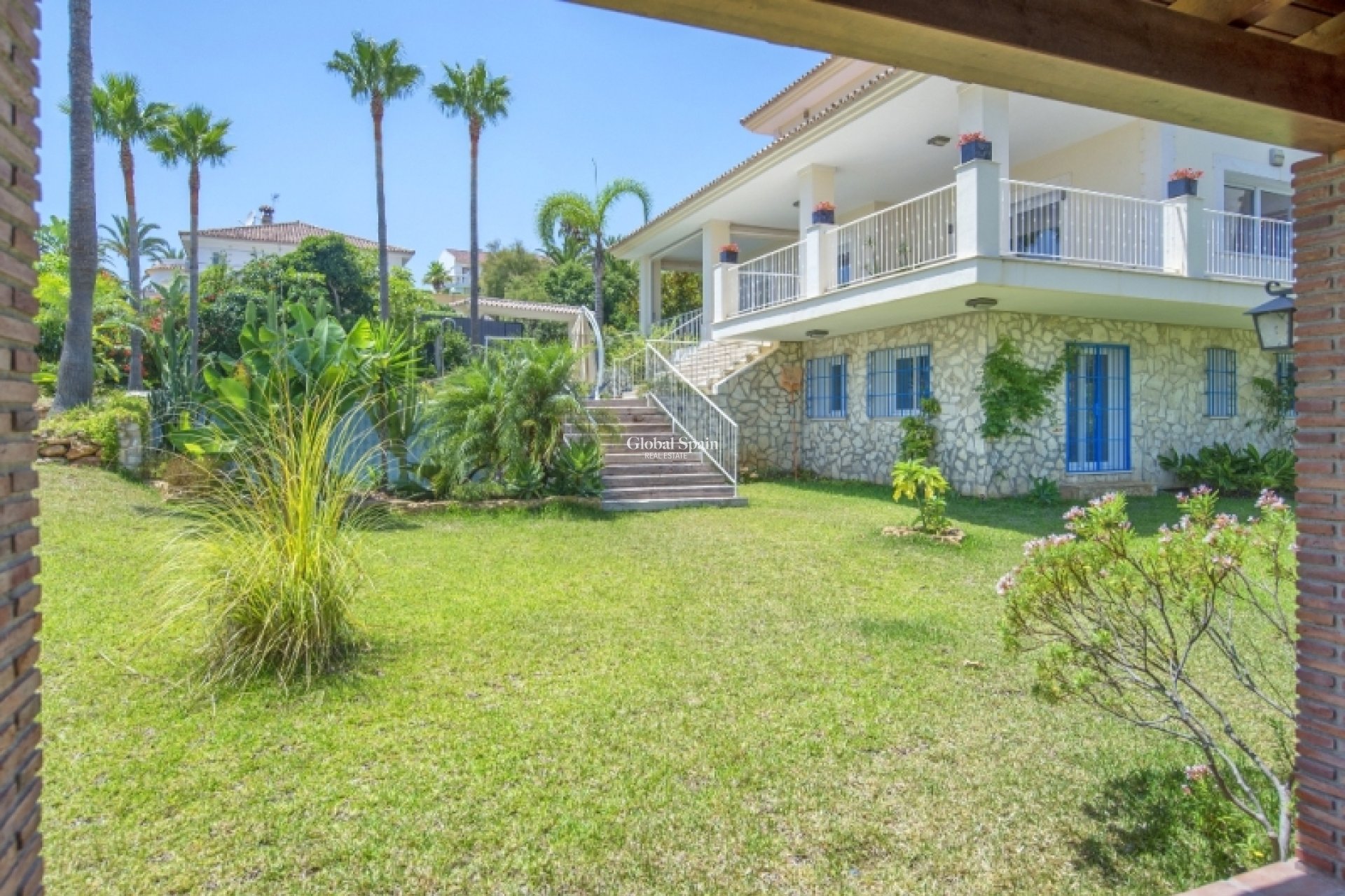 Wiederverkauf - Villa -
Calahonda - Mijas