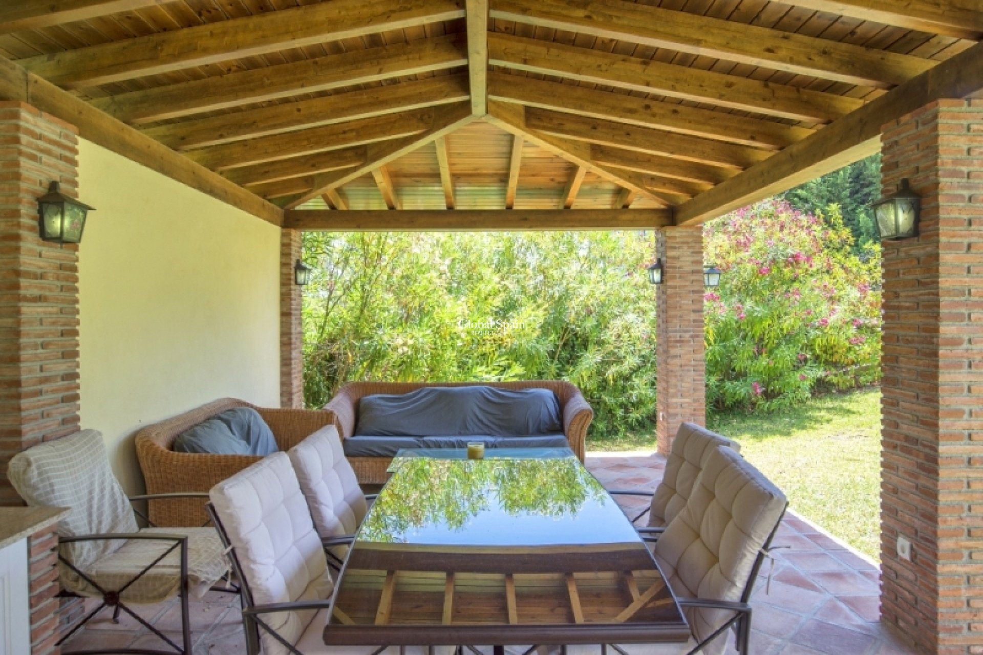 Wiederverkauf - Villa -
Calahonda - Mijas