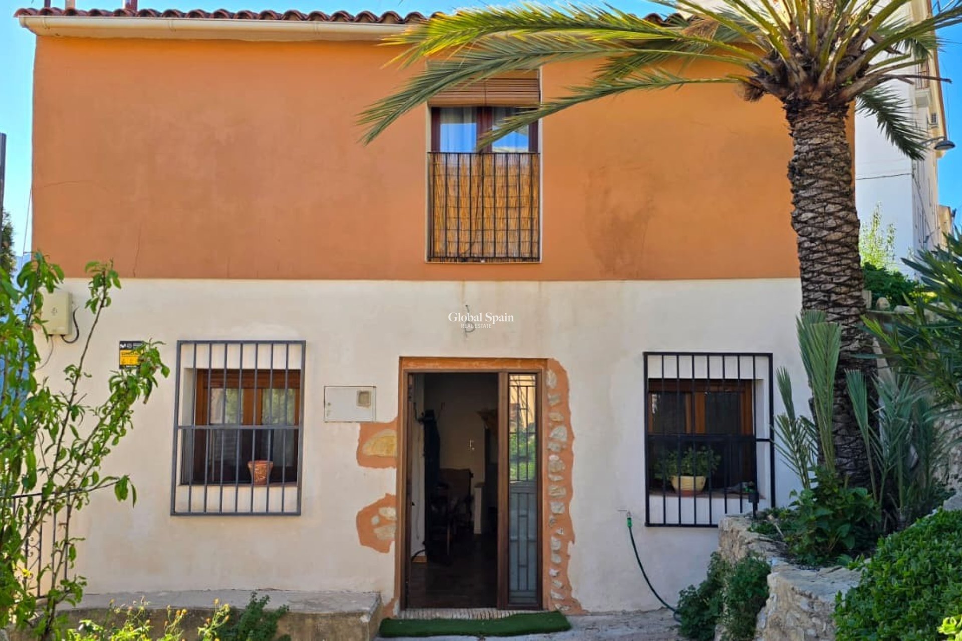 Wiederverkauf - VILLA -
CALLOSA D'EN SARRIÀ - Callosa De Ensarrià