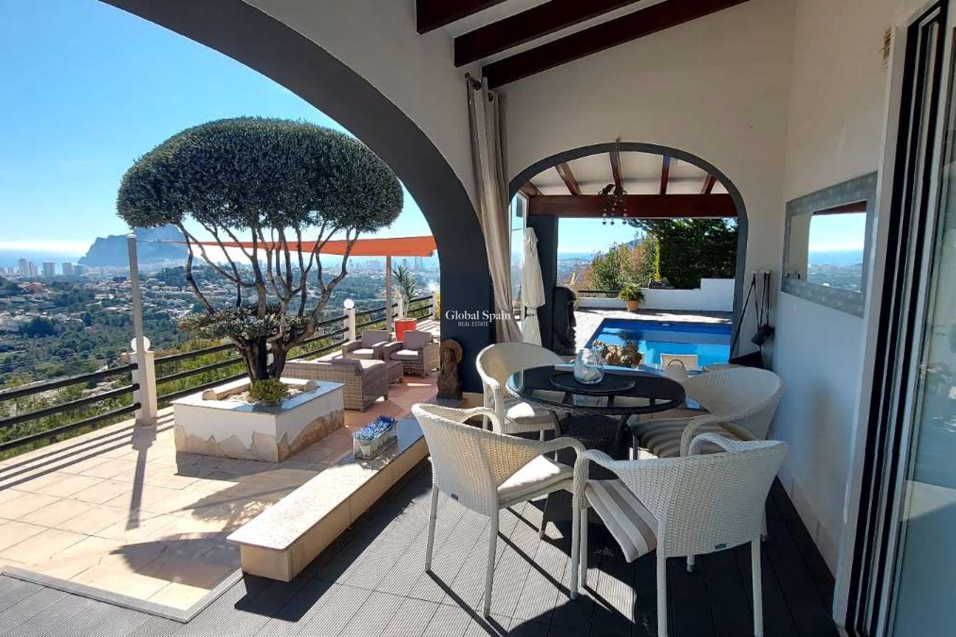Wiederverkauf - VILLA -
CALPE - Costa Blanca