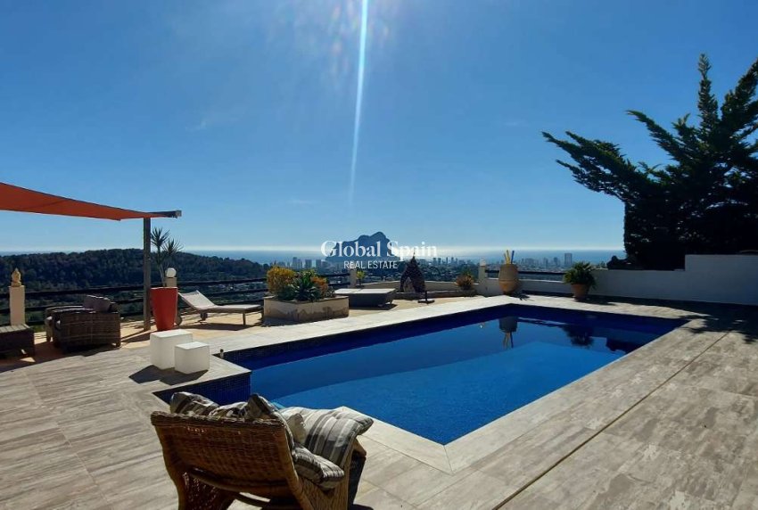 Wiederverkauf - VILLA -
CALPE - Costa Blanca