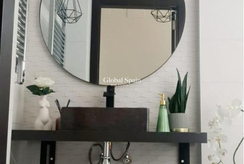 Wiederverkauf - VILLA -
CALPE - Costa Blanca