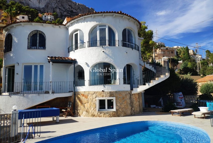 Wiederverkauf - VILLA -
CALPE - Costa Blanca