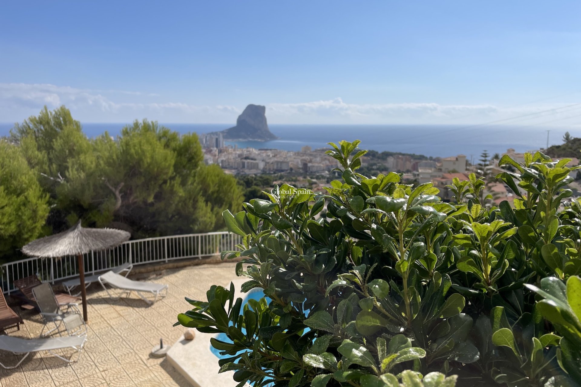 Wiederverkauf - VILLA -
CALPE - Costa Blanca