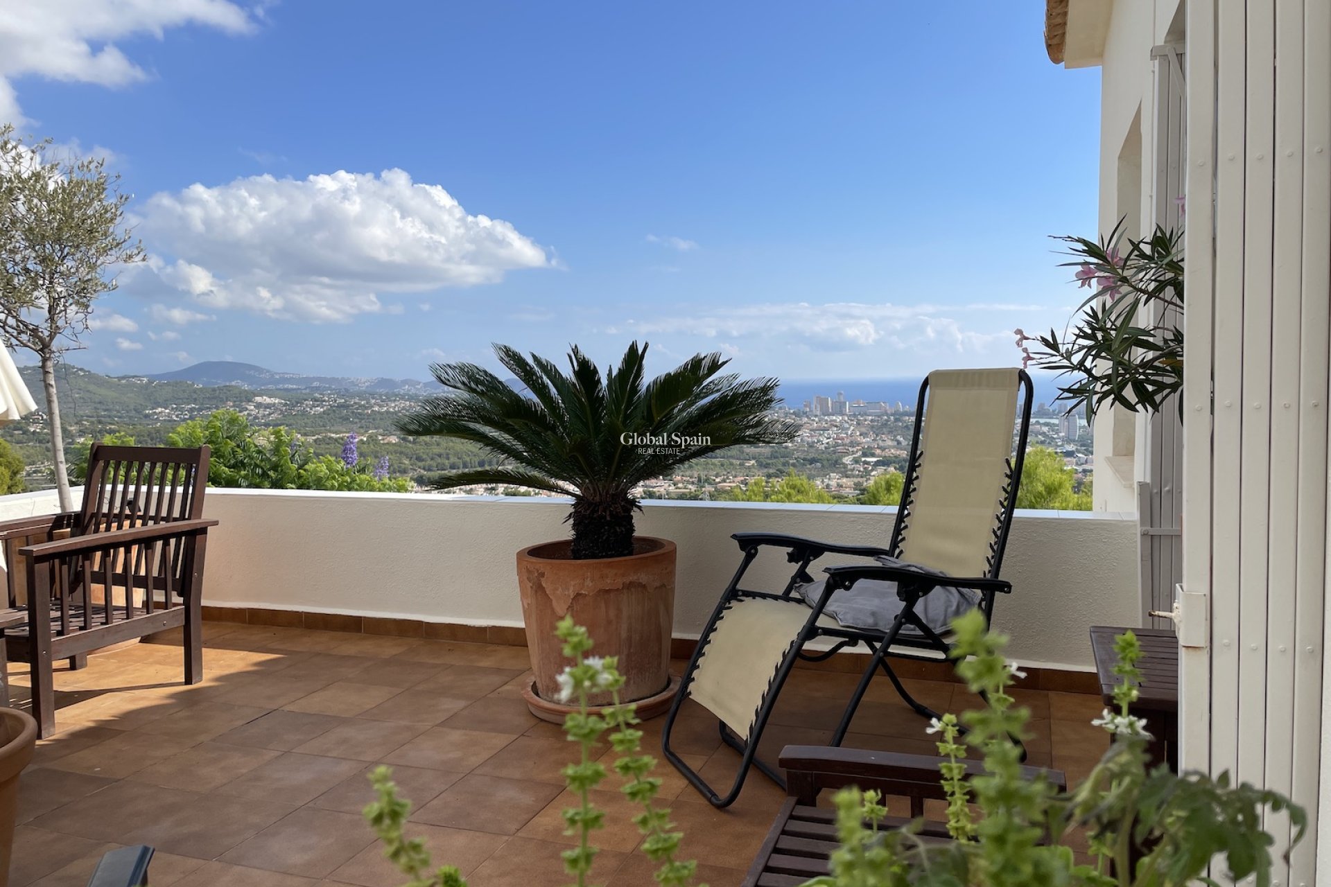 Wiederverkauf - VILLA -
CALPE - Costa Blanca