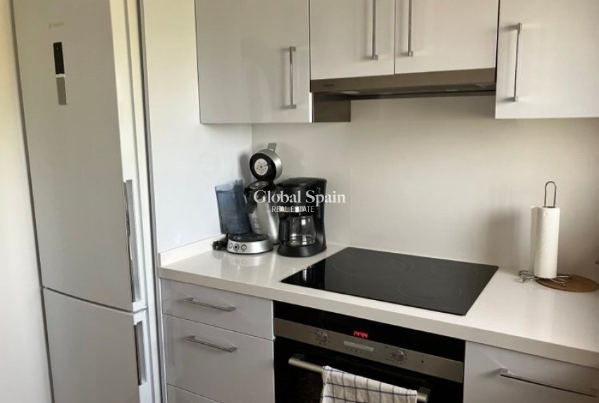 Wiederverkauf - VILLA -
CALPE - Costa Blanca