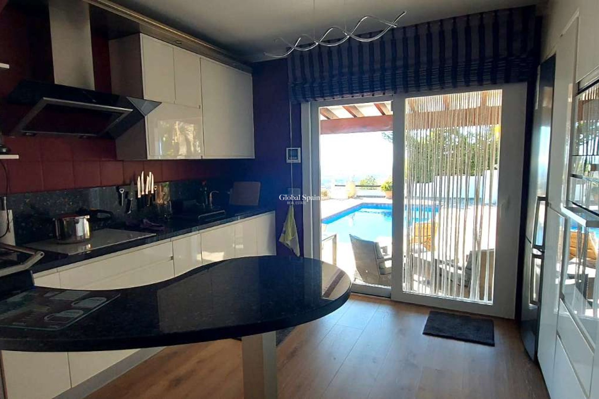 Wiederverkauf - VILLA -
CALPE - Costa Blanca