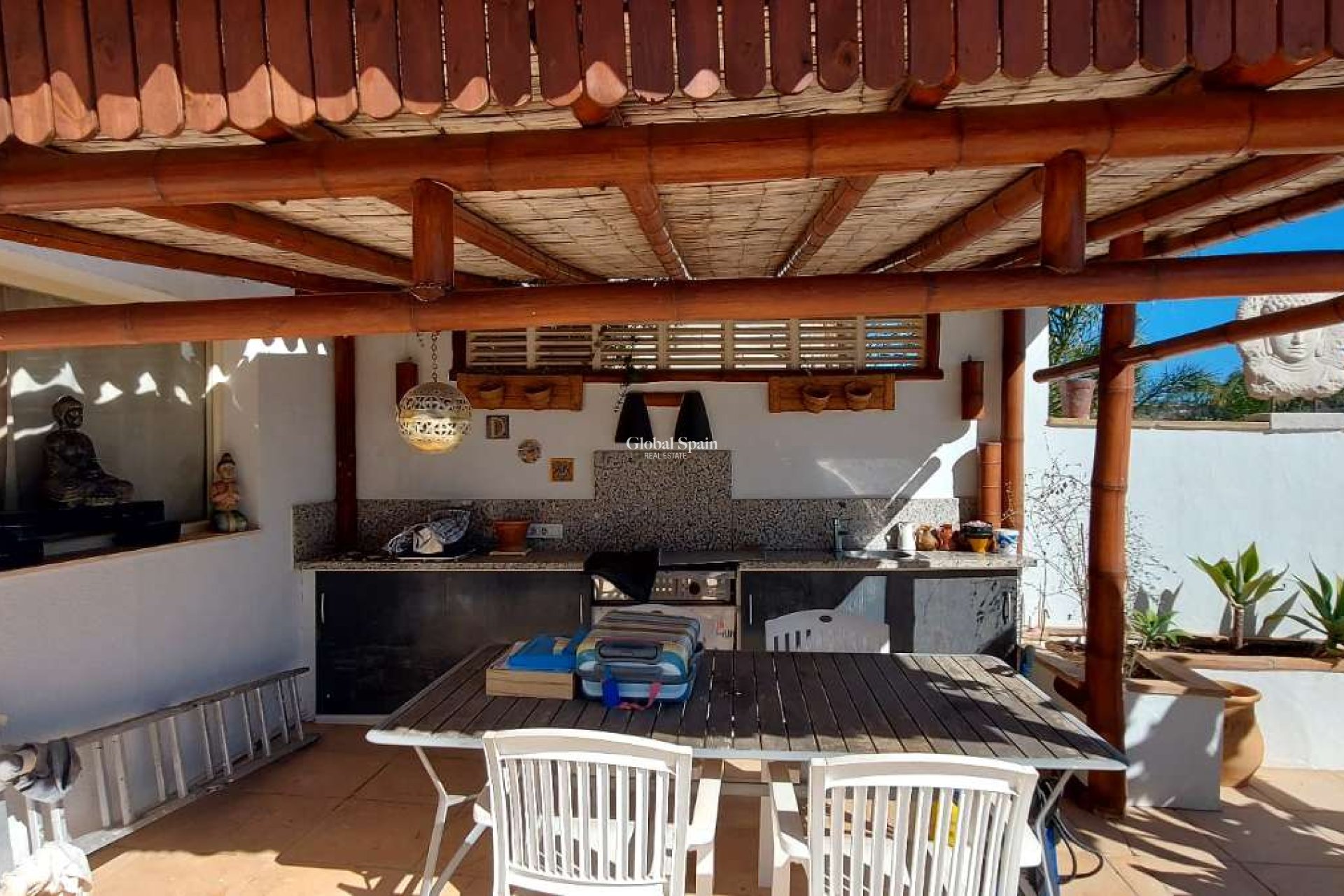 Wiederverkauf - VILLA -
CALPE - Costa Blanca