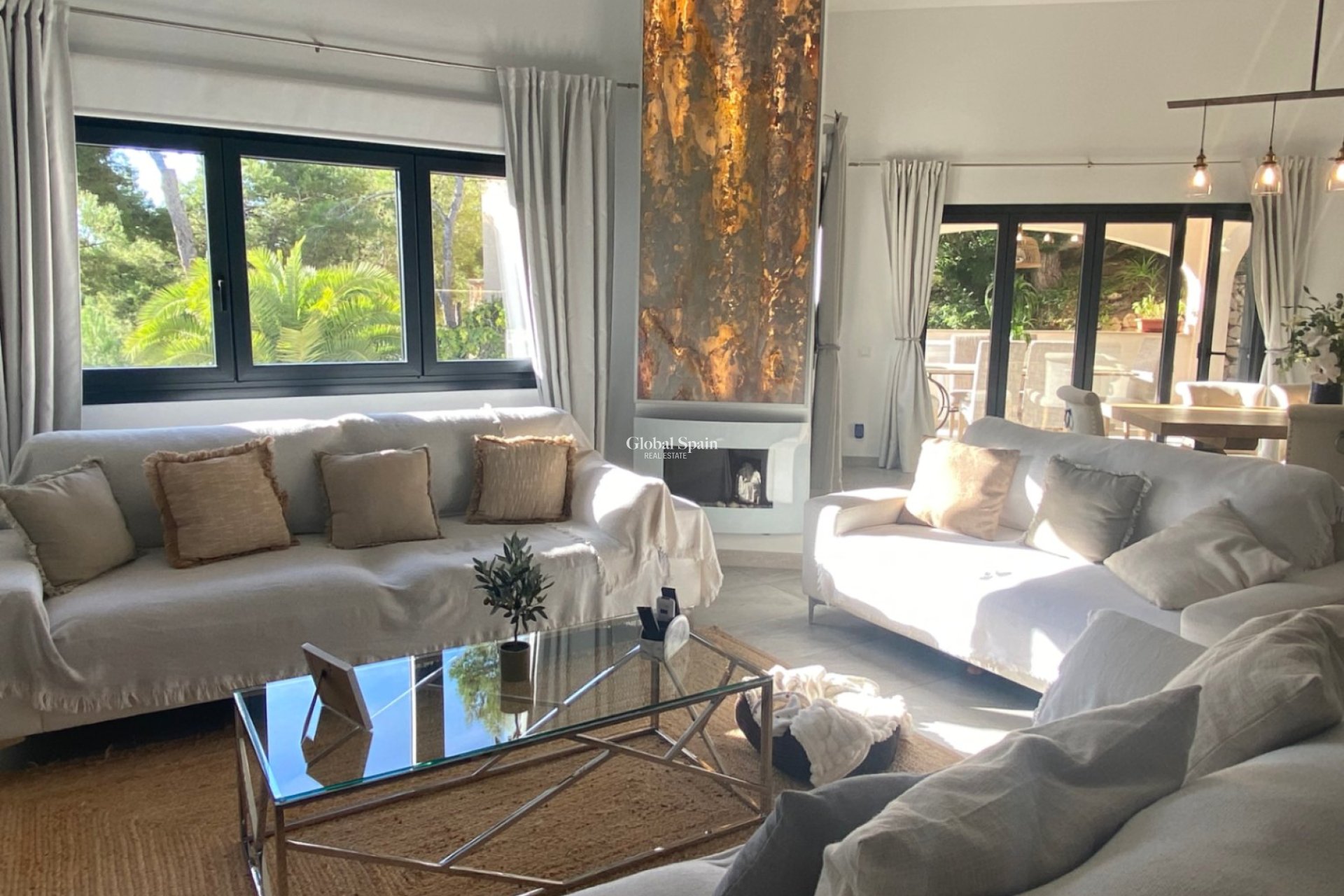 Wiederverkauf - VILLA -
Calviá - Mallorca